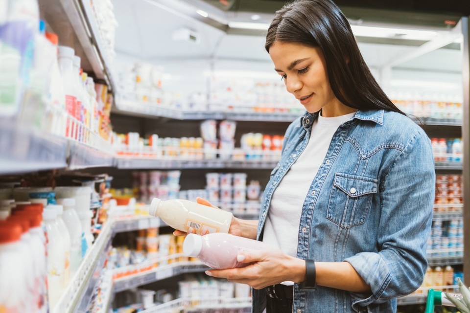 Taxa de refrigerantes estendida para proteger as crianças e melhorar a saúde