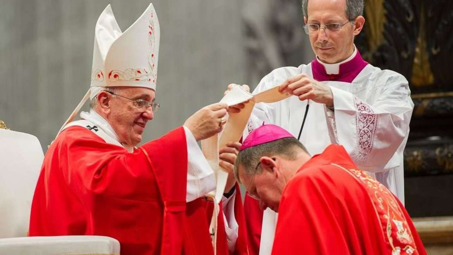 Jaime Spengler (&agrave; direita na foto), presidente da Confer&ecirc;ncia Nacional dos Bispos do Brasil (CNBB), e o papa Francisco