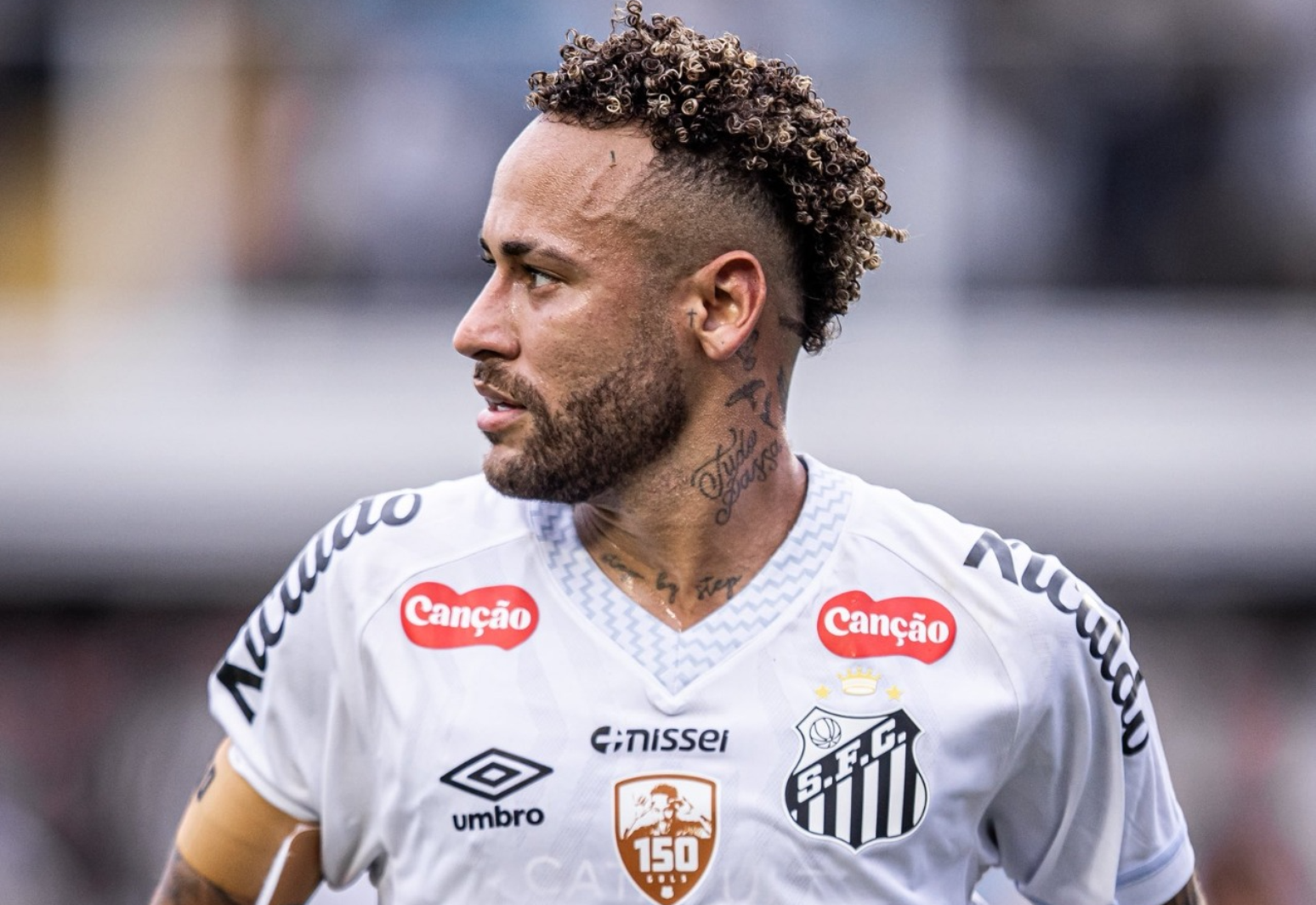 Neymar em atua&ccedil;&atilde;o com a camisa do Santos