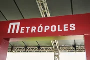 Animado, Camarote Metrópoles curte Stock Car, Fórmula 4 e Turismo Nacional