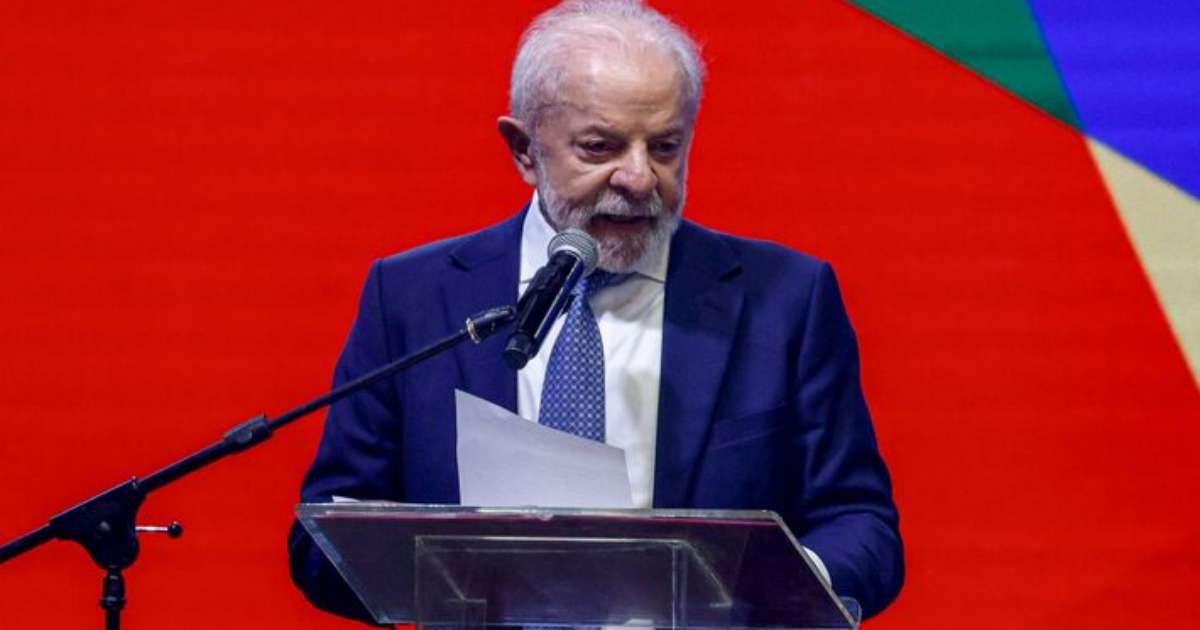Aumento do Bolsa Família e discurso contra bets é 'tentativa de Lula de manter eleitorado cativo', dizem especialistas