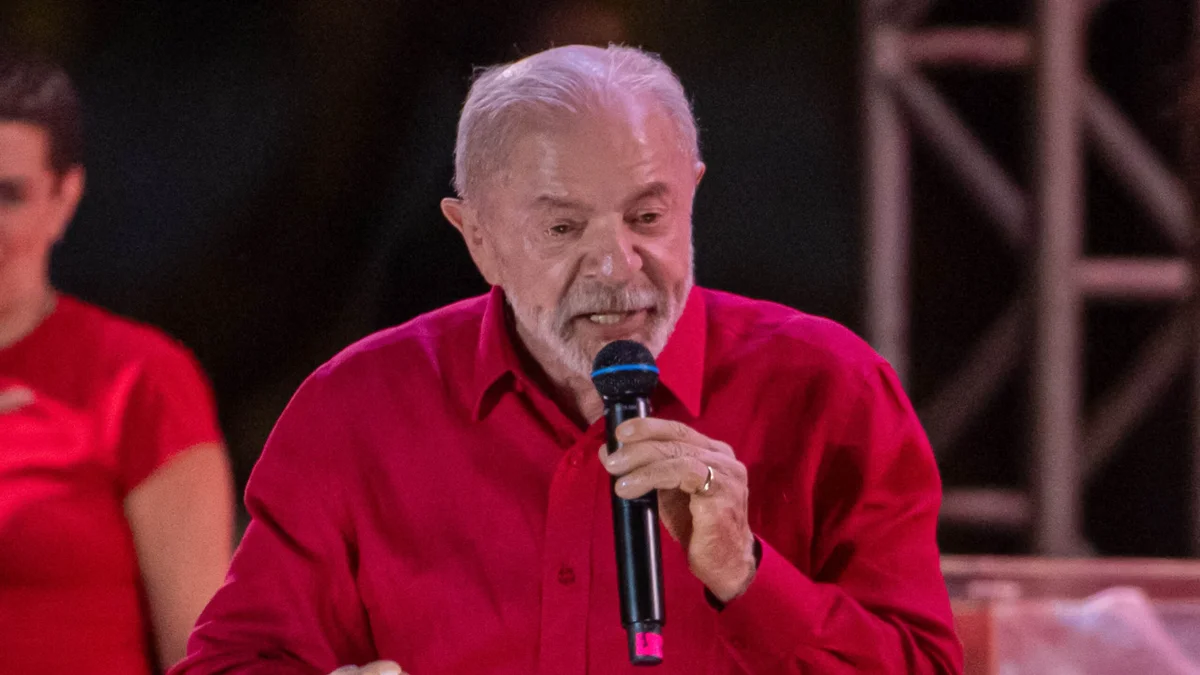 "Nos melhores momentos da história do futebol não existiam bets", diz Lula