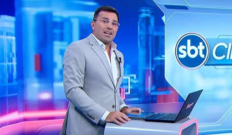 SBT investiga acusações de extorsão feitas contra Rodrigo Bocardi, e jornalista fica de fora de programa