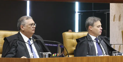 Os ministros Flávio Dino e André Mendonça estão à frente de decisões opostas no STF Foto: Luiz Silveira/STF