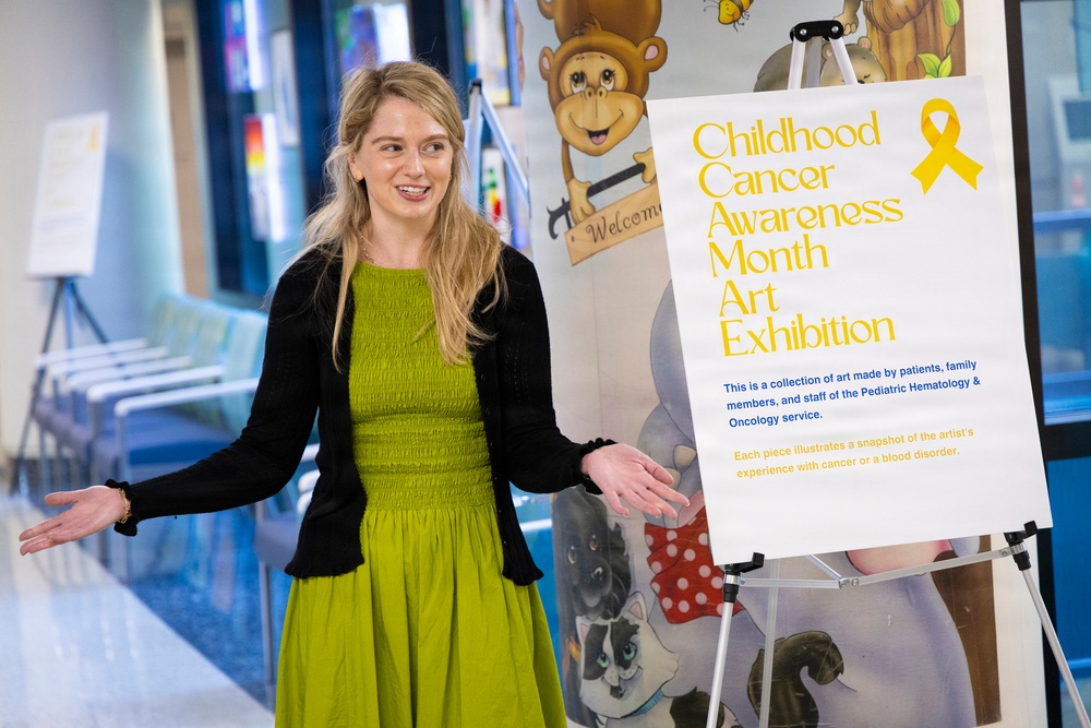 Imagem relacionada à notícia: Walter Reed abre a exposição de arte do mês de consciência sobre o câncer infantil