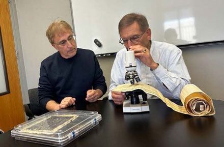 Cientistas recriam os pergaminhos de Herculano e encontram pista para decodificar texto oculto