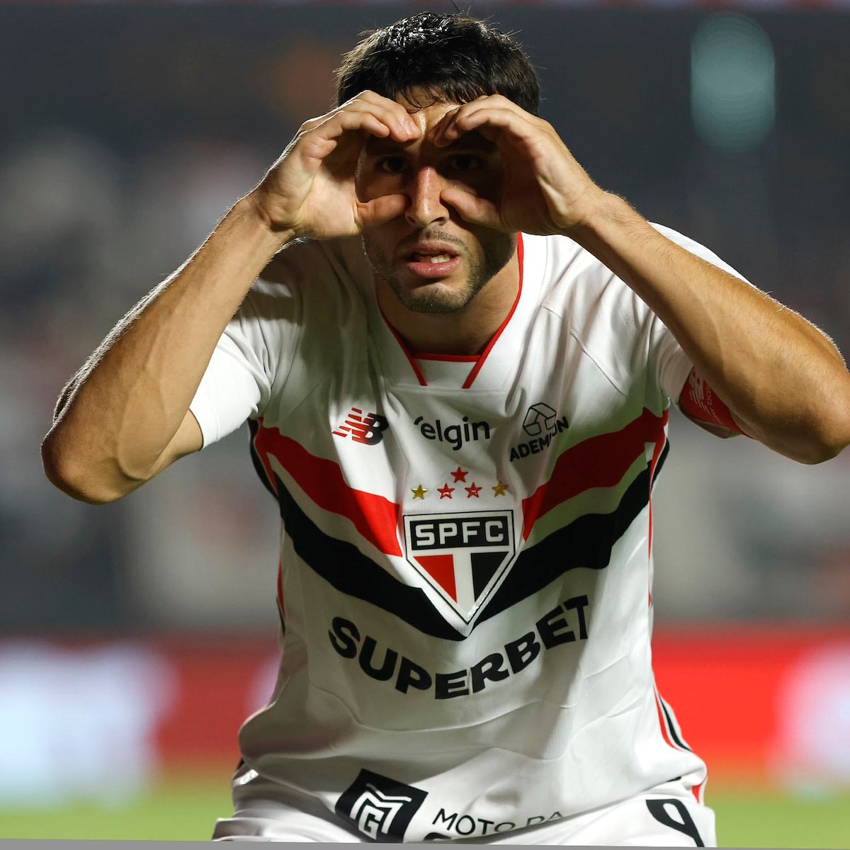 São Paulo tem menor média de estrangeiros relacionados por rodada entre os quatro grandes paulistas