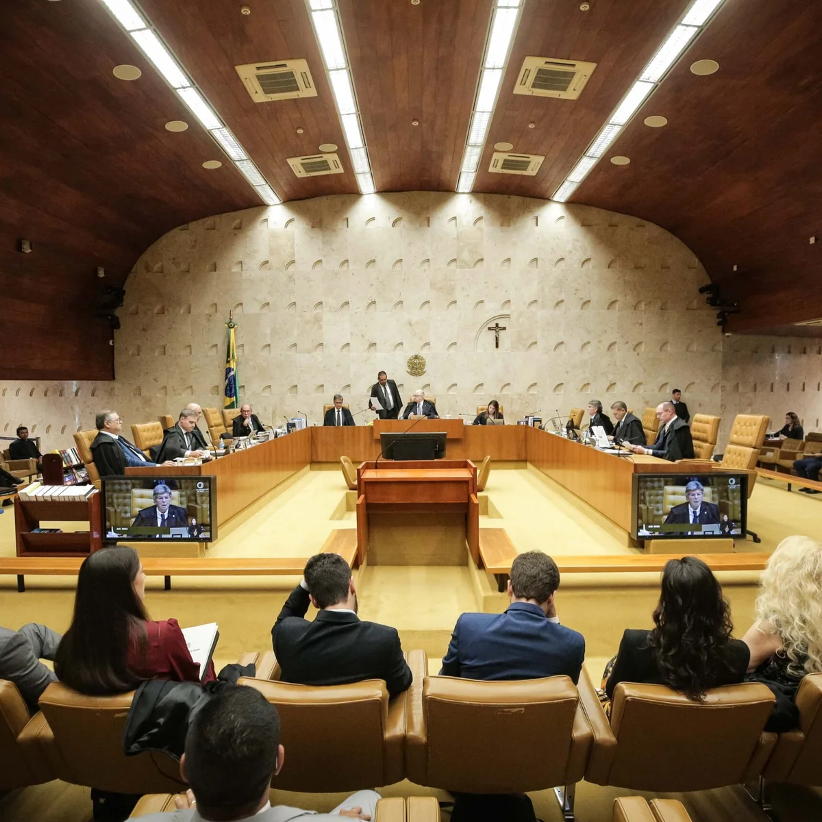 Entidades empresariais divulgam manifesto para cobrar reação do STF a crise