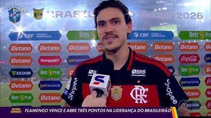 Flamengo vence e abre três pontos na liderança do Brasileirão