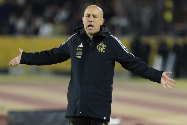 Flamengo e Leonardo Jardim são multados pela Conmebol por atraso em partida - destaque galeria