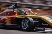 Fausto Arnaldo vence corrida 3 da Fórmula 4 e amplia liderança em Brasília