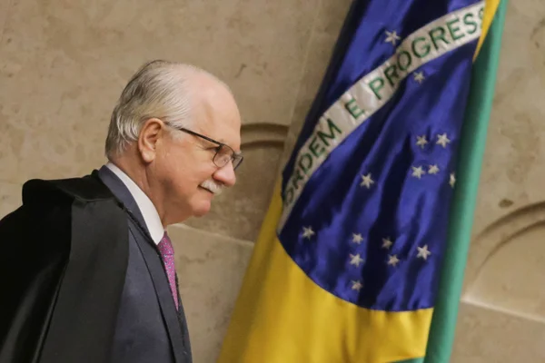 Fachin reúne ministros diante de temor de crise do STF contaminar o TSE