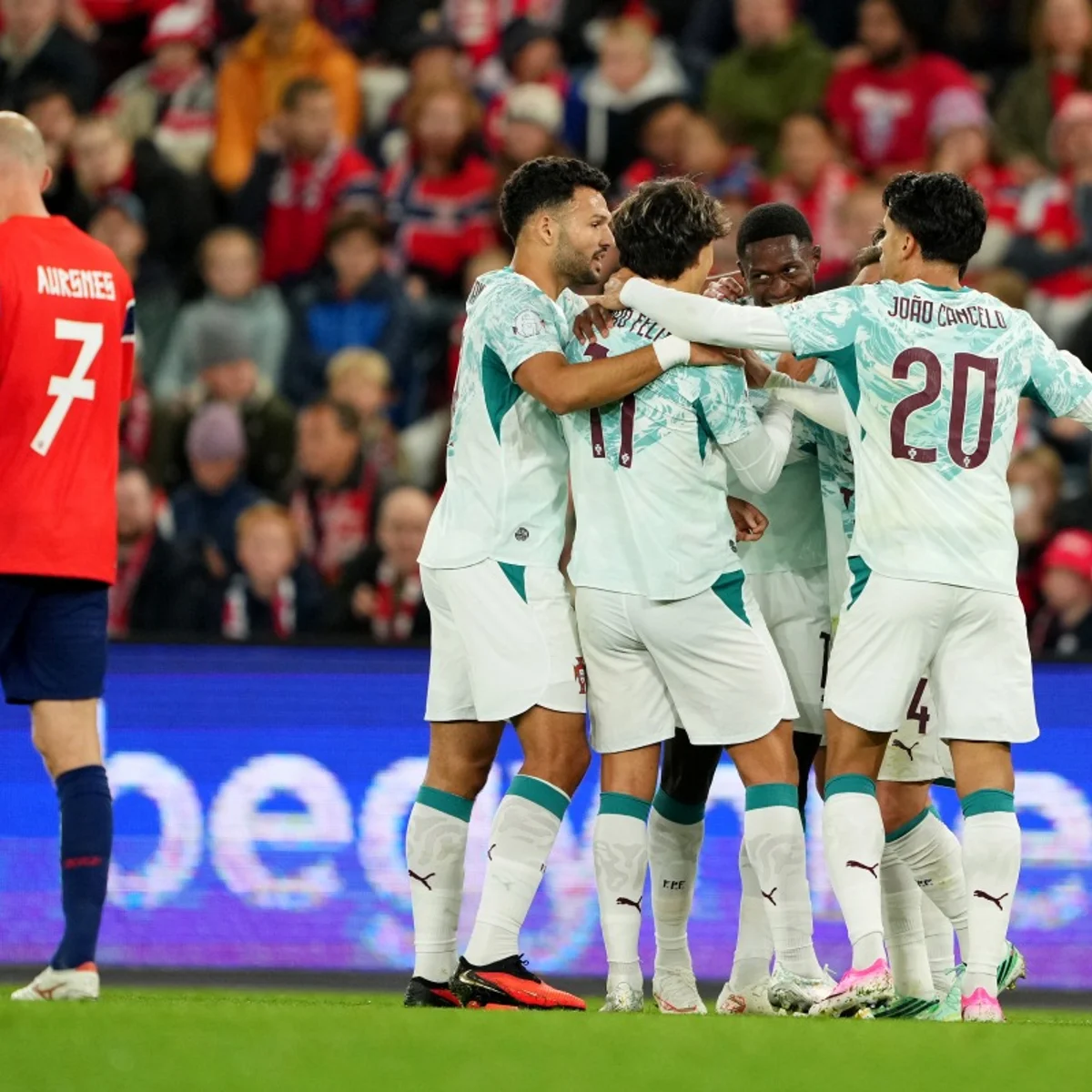 Nations League: Haaland marca, mas goleiro falha e Portugal bate a Noruega
