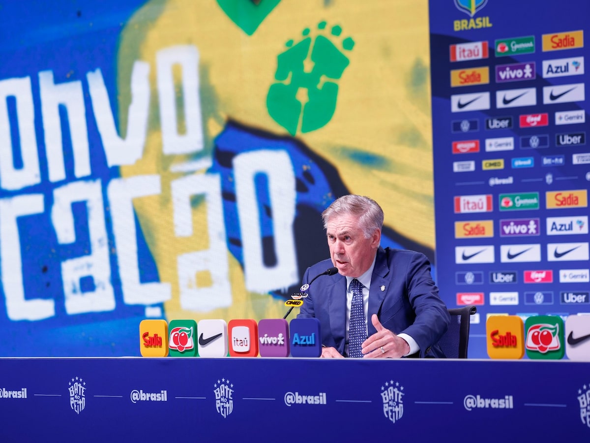 Ancelotti explica convocação de jovens e ausência de veteranos: ‘Porta não está fechada’