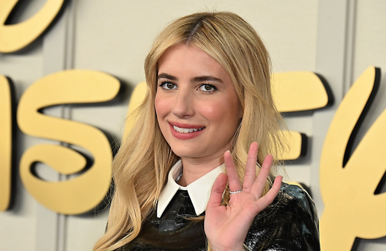 Emma Roberts (c) Avalon