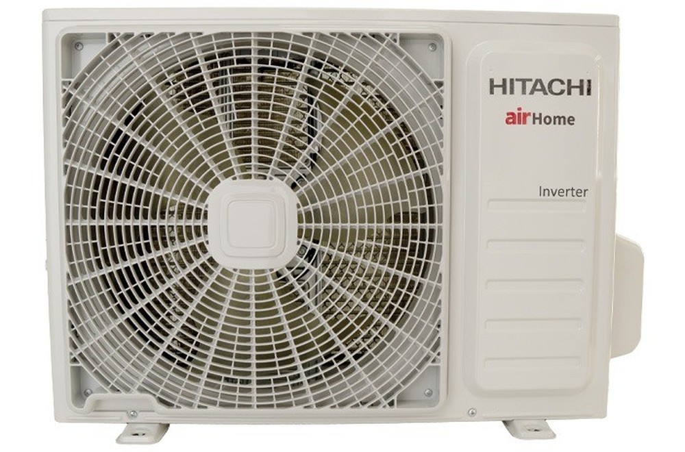 Sistema 8 AirHealth reúne o FrostWash, cinco níveis de filtragem, a função Antimofo e a tecnologia AQtiv-ion; já a conexão Wi-Fi pelo aplicativo airCloud Go aparece apenas em parte da linha residencial vendida aqui — Foto: Reprodução / Hitachi