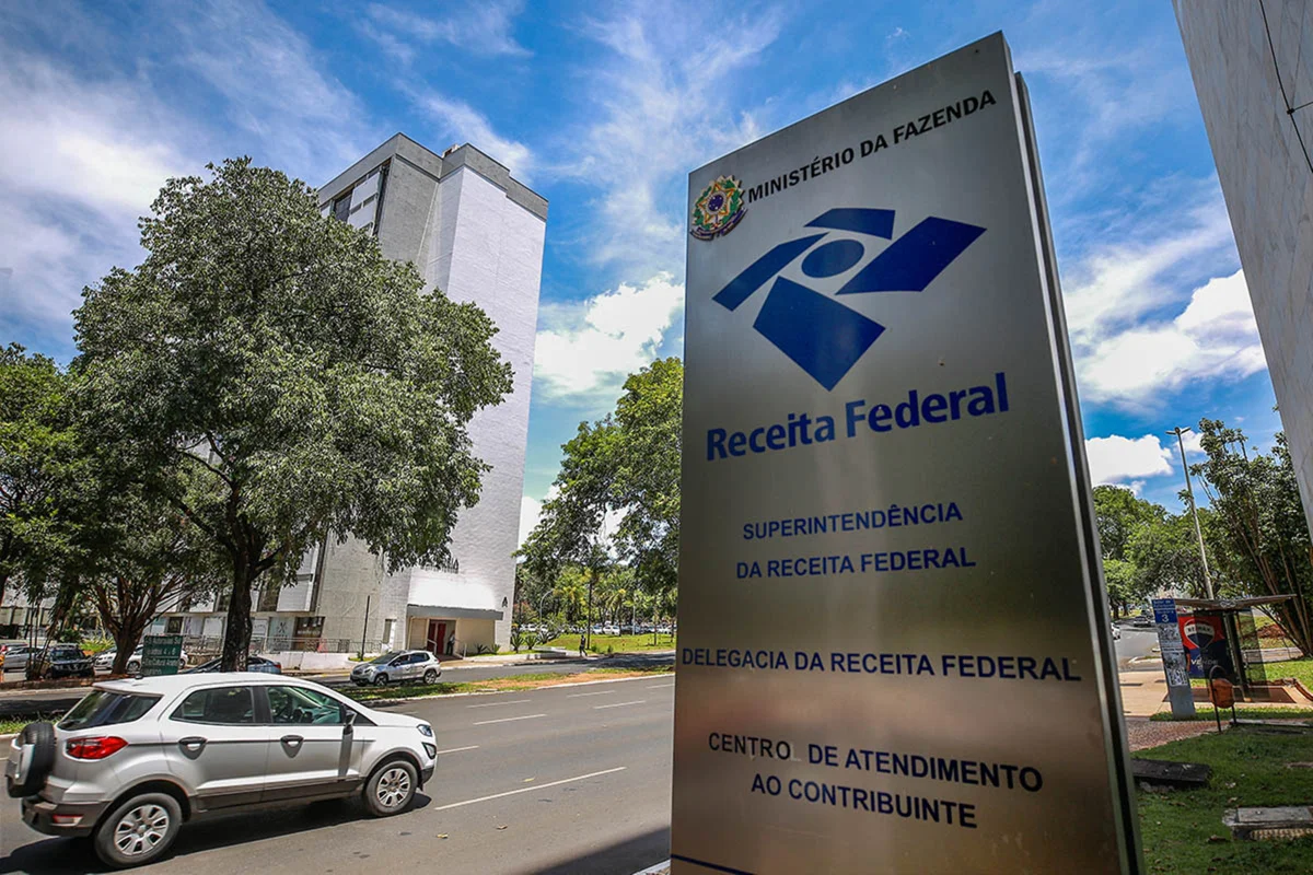 Receita Federal inicia contratação de banca para concurso público