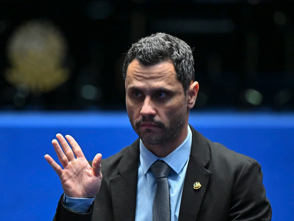 MG: Cleitinho busca lulistas e esvazia o PL para tentar vitória no 1º turno