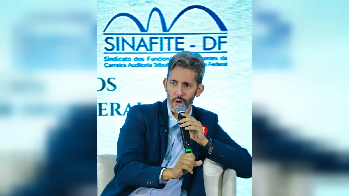 Leandro Grass promete nomear procuradores em assessorias jurídicas do GDF