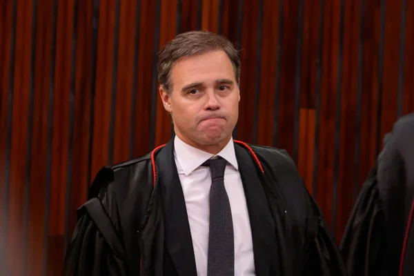 OAB-DF questiona levantamento de sigilo em ação relatada por Mendonça