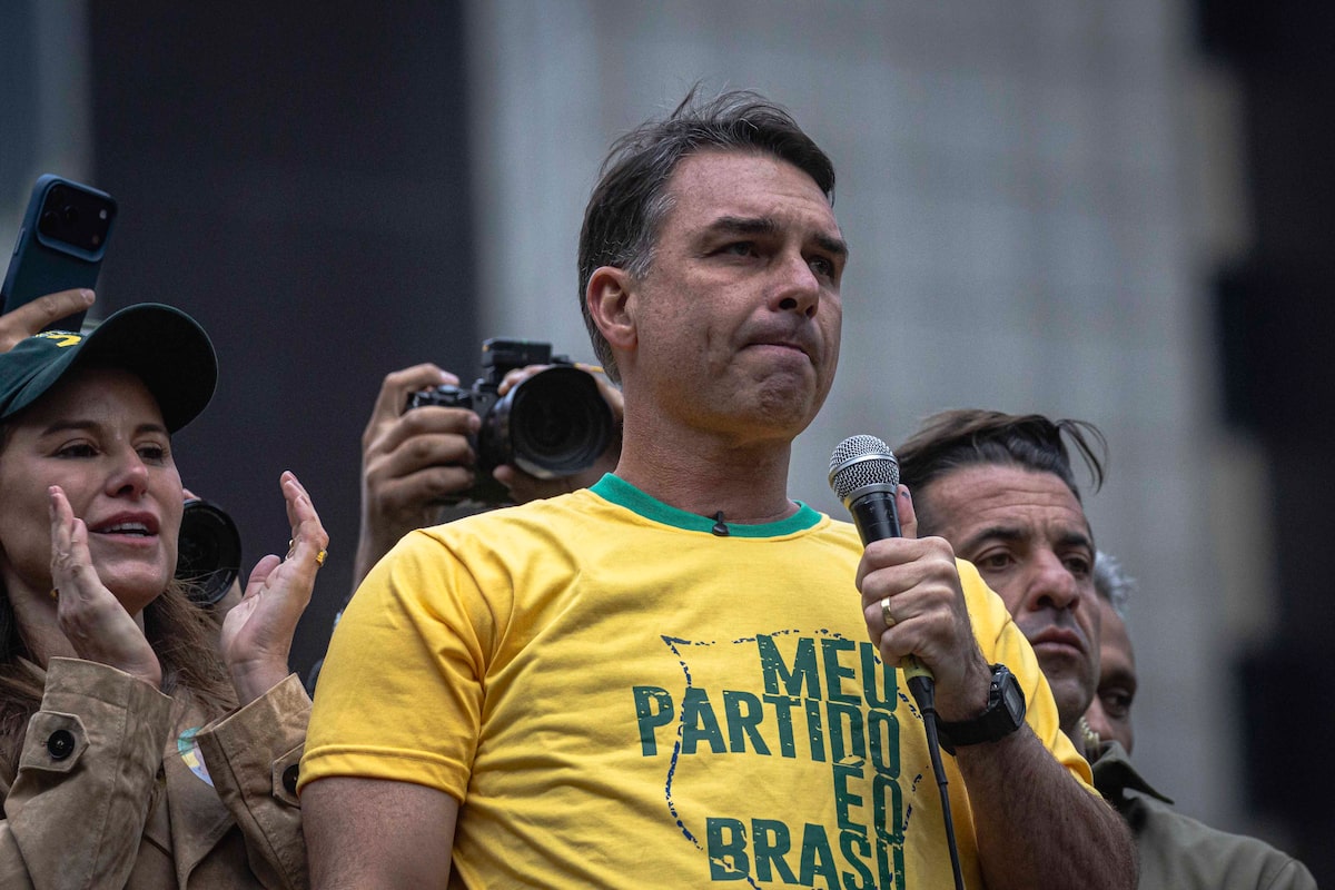 TSE abre investigação sobre suposto abuso de poder econômico em ato de Flávio Bolsonaro em Barretos