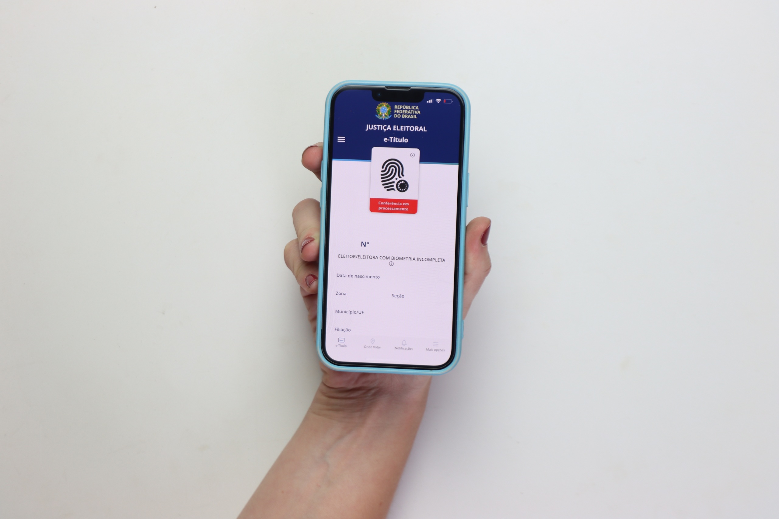 Justiça Eleitoral afirma que app e-Título poderá ser baixado no dia da votação nas Eleições 2026