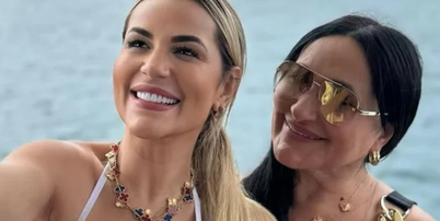 Deolane Bezerra ao lado da mãe, Solange Bezerra Foto: Reprodução/Instagram/solangebezerra