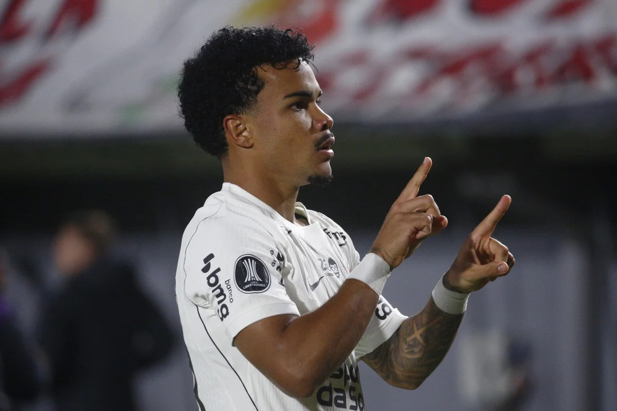 Na Argentina, Corinthians e Estudiantes empatam em 1 x 1 pela Libertadores