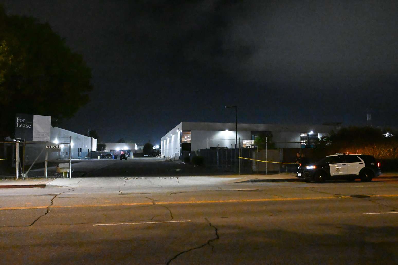 Vista do local do acidente de helicóptero da NBC4 em Chatsworth, Califórnia, Estados Unidos, em 15 de setembro de 2026.