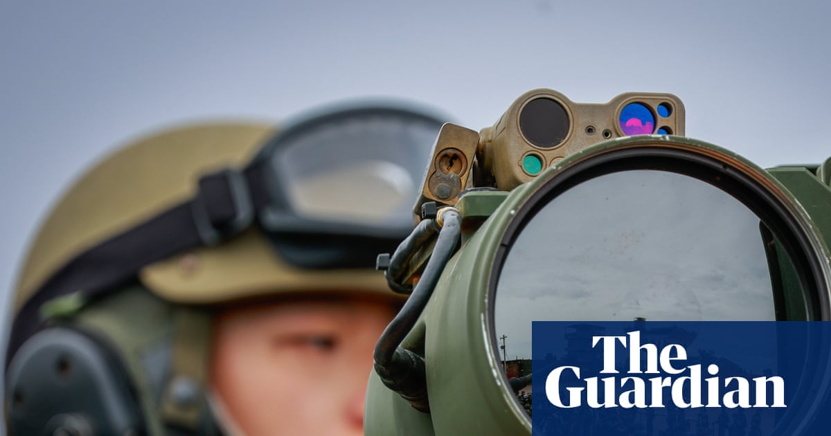 Trump perguntou a Xi Jinping se a China gostaria de comprar armas dos EUA, diz embaixador americano