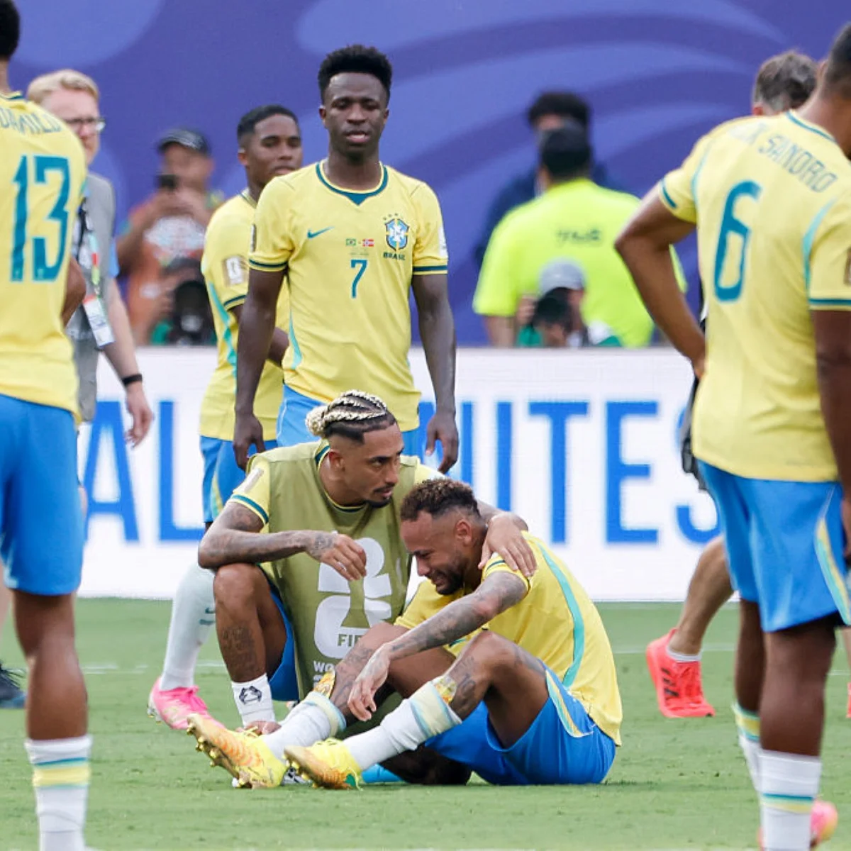 Ancelotti aposta na nova geração e medalhões ficam fora da convocação
