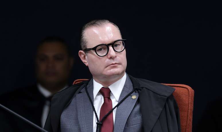 Zanin rejeita pedido para obrigar Senado a instalar CPI do Banco Master