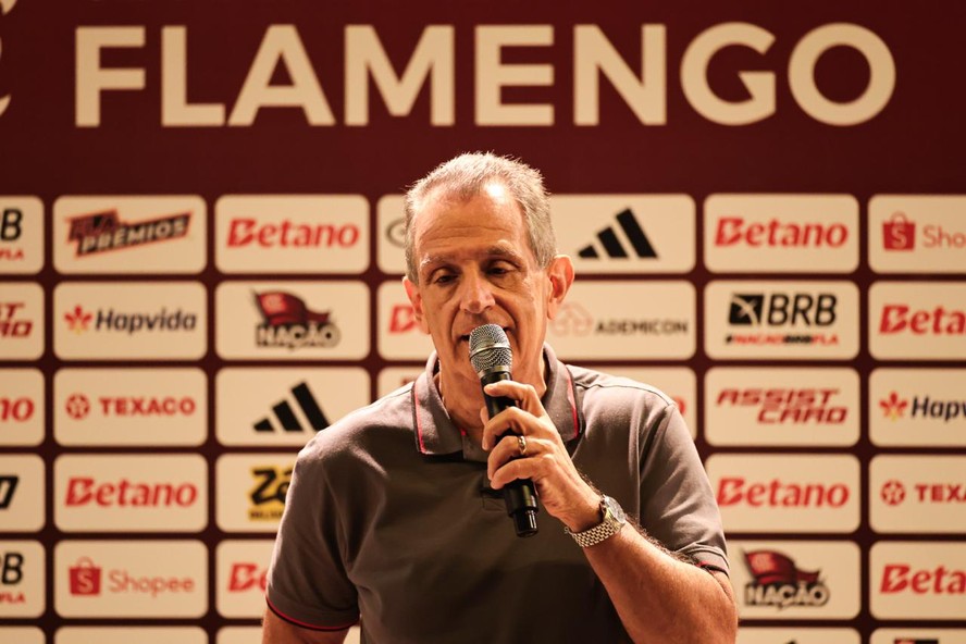 'Como vou pagar o Paquetá em janeiro?', questiona Bap, presidente do Flamengo, sobre fim das bets