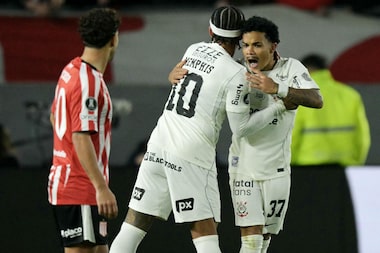 Corinthians continua resistente na Libertadores e empata com o Estudiantes na Argentina