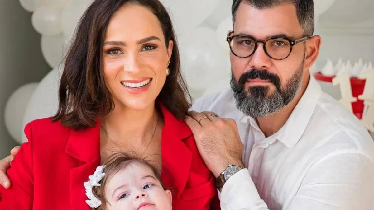 Letícia Cazarré se revolta com críticas por não acompanhar filha internada