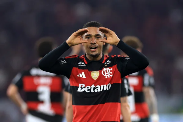 Primeira lista pós-Copa de Ancelotti conta com 10 jogadores do Brasileirão