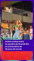 Anitta visita quadra da Grande Rio no aniversário de 38 anos da escola