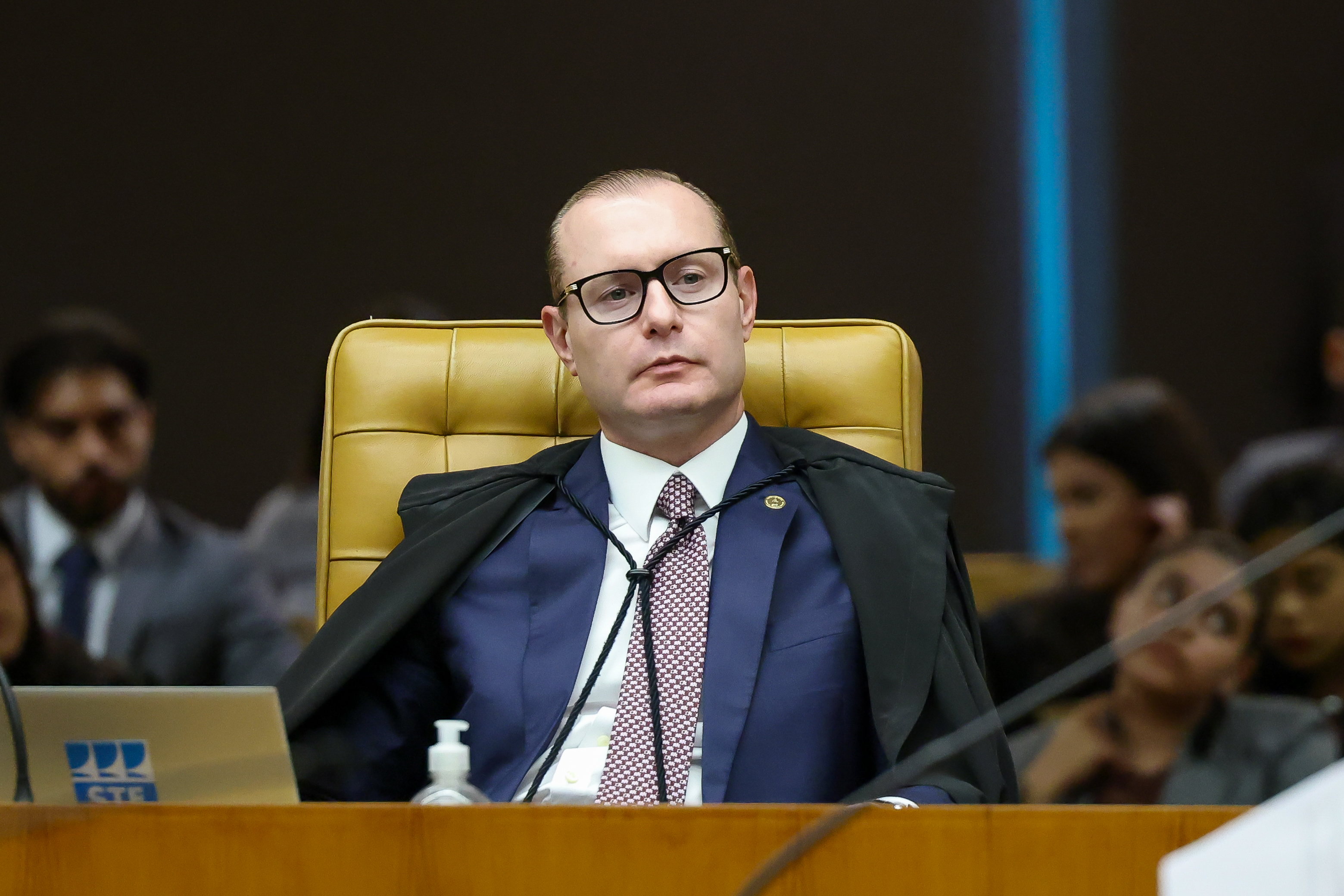 STF cobra Anatel sobre pedido para liberar navegação integral na internet durante as eleições