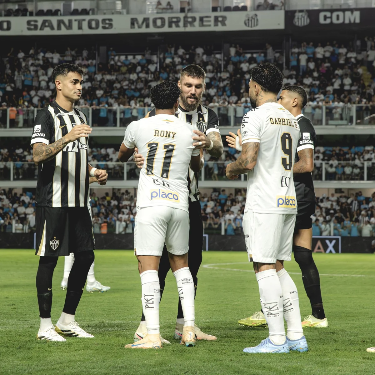 Sul-Americana: reforços fazem estreia por Santos e Atlético-MG nas quartas