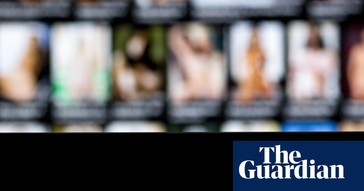 Pornhub foi investigado devido a preocupações de que ainda pode ser acessado por crianças do Reino Unido.