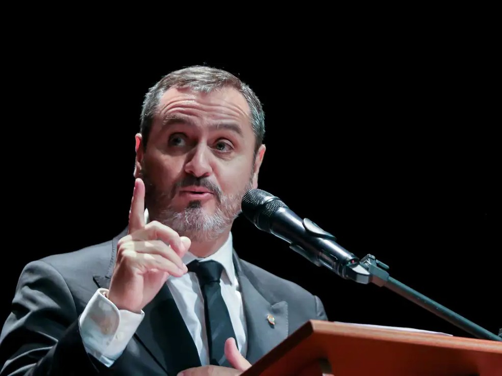 Andrei Rodrigues chega à sede da PF após Flávio Dino suspender decisão de André Mendonça