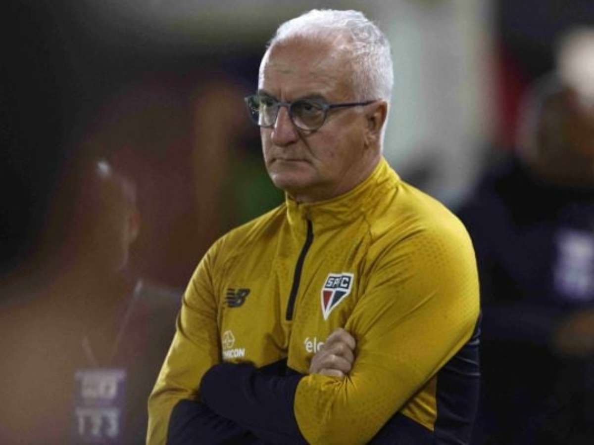 Dorival assume escolha por reservas: "Foi a decisão adequada"