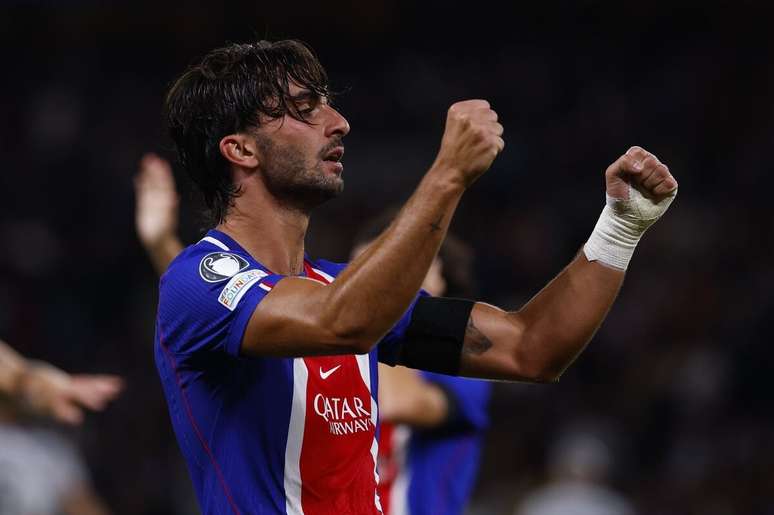 Bicampeão, PSG estreia na Champions com goleada