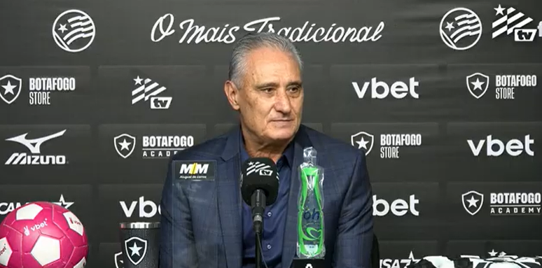 Tite é apresentado no Botafogo e define objetivo para a temporada: 'Permite ambição'