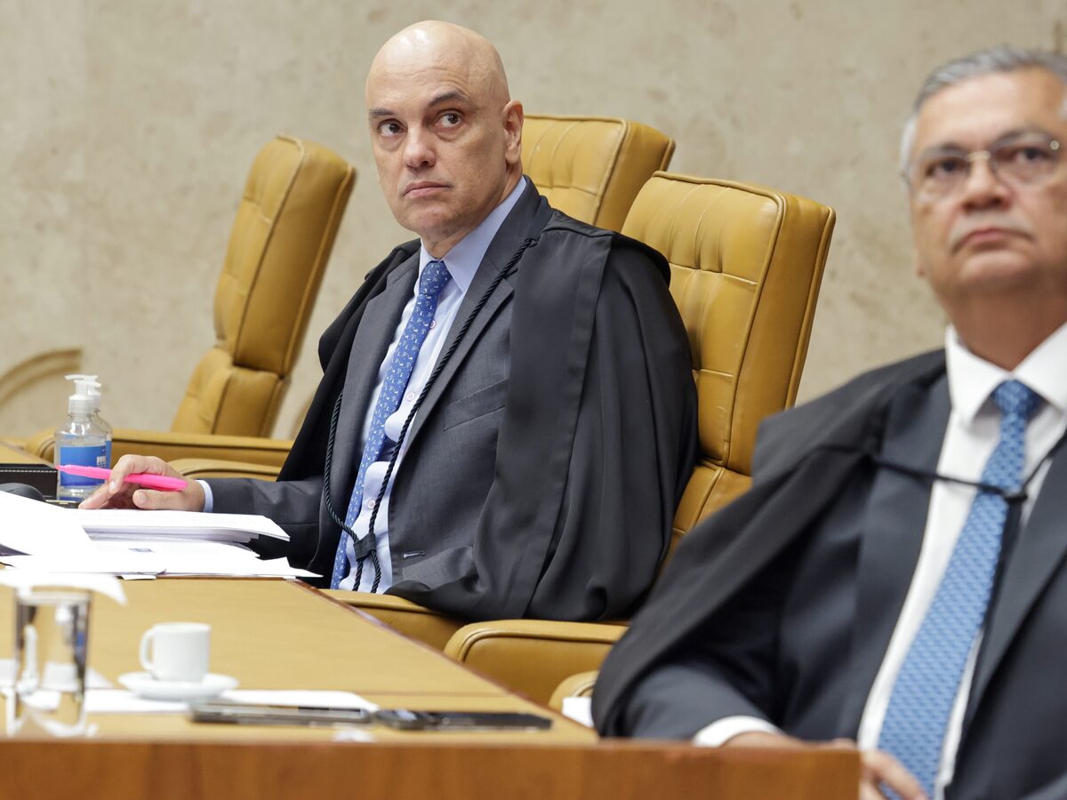 Veja os principais pontos e ‘recados’ da decisão de Dino para reintegrar Andrei à direção da PF