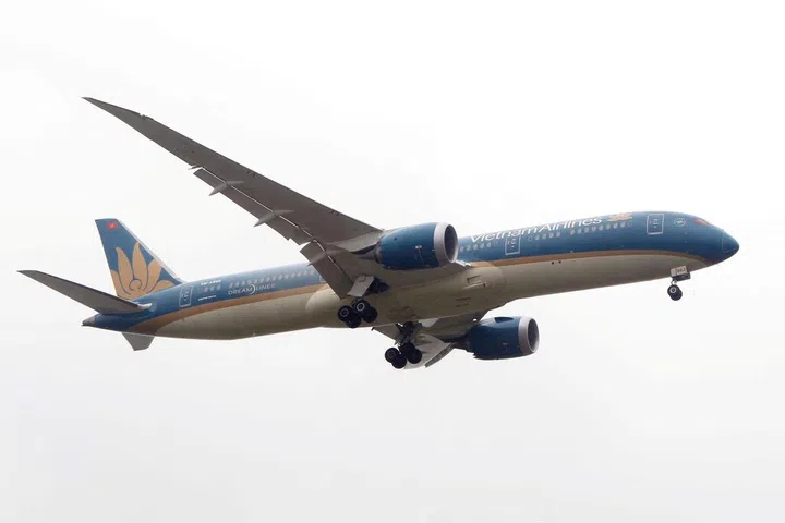 O jato da Vietnam Airlines acionou os freios duas vezes antes de uma decolagem mal sucedida