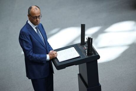 Chanceler da Alemanha acusa partido de inspirações nazistas de incitar ‘limpeza étnica’
