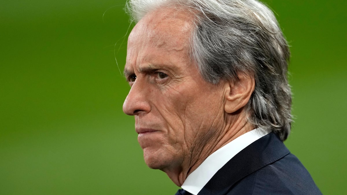 Jorge Jesus critica redução do número de estrangeiros no Brasil: ‘O problema é a formação’