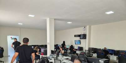 O escritório da Pixbet em Serra Branca (PB) emprega cerca de 100 pessoas que trabalham no call center da casa de apostas Foto: Vinícius Valfré/Estadão / Estadão