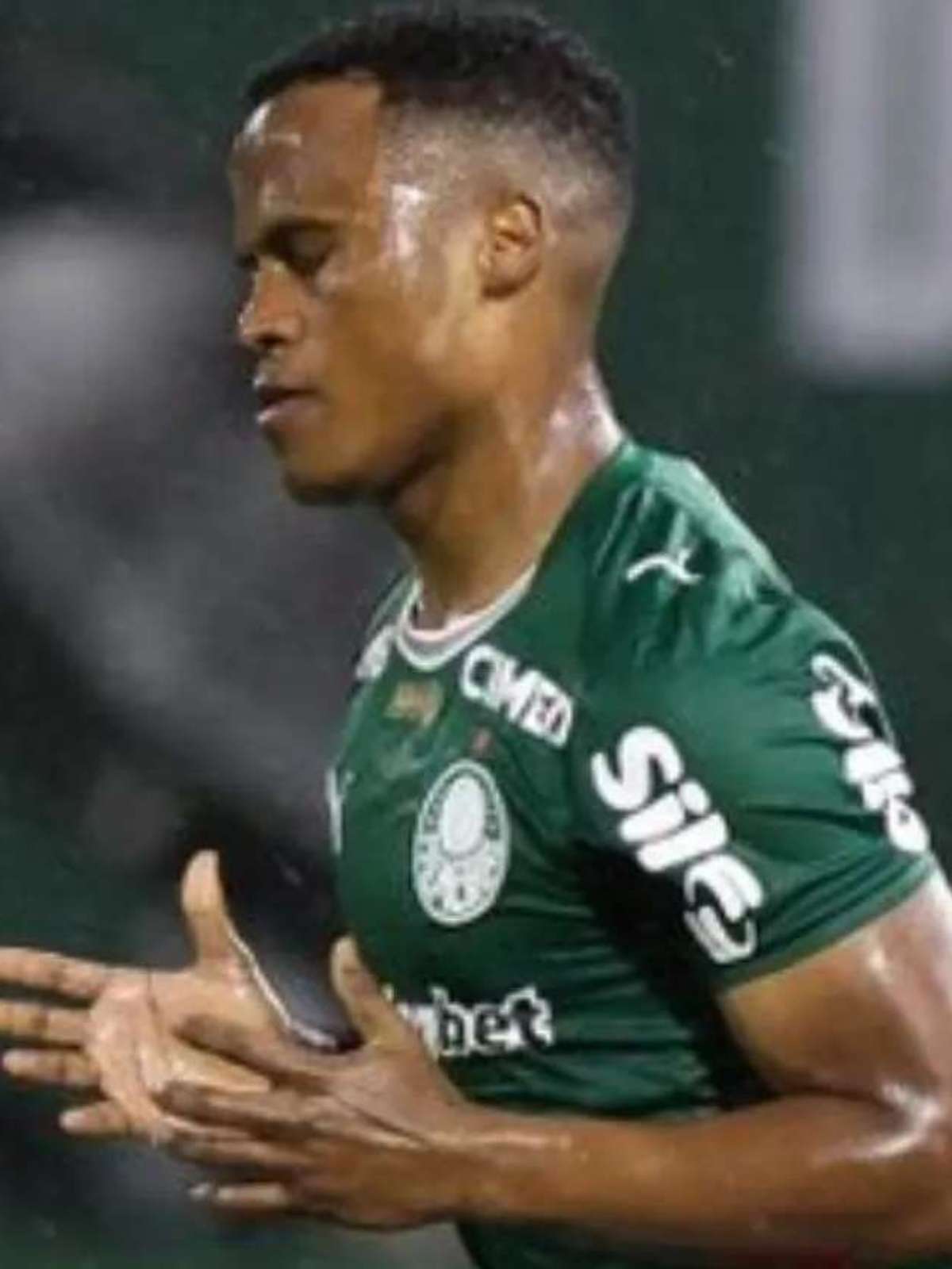 Jhon Arias titular? Veja a escalação do Palmeiras diante da LDU